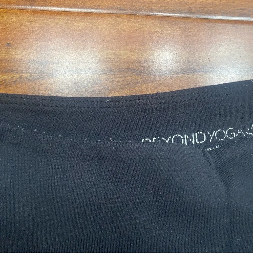Beyond Yoga Women's Black Lowrise Leggings Size Medium Activewear Pilates Gym - Picture 8 of 16